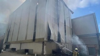 土耳其一石油制品厂发生爆炸 致1死4伤