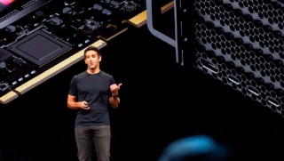 硅谷为何热议苹果CEO继任者之争？