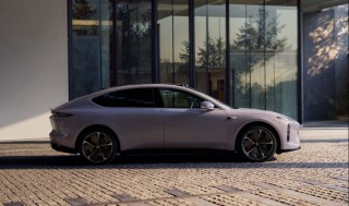 急着第四季度盈利的蔚来汽车不再固执