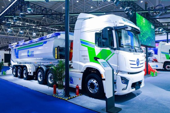 唯有星链|中集车辆携多款明星产品亮相2025中国国际商用车展（CCVS）  第13张