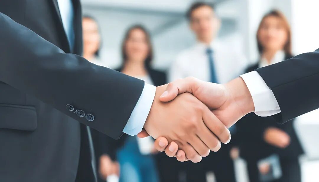 攒局200亿,公考冤家突变盟友 第1张 攒局200亿,公考冤家突变盟友 第1张