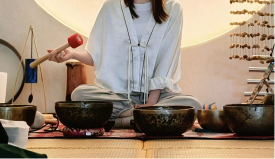 一场疗愈上万元!妇女节新消费图鉴:不买包的年轻人,开始“买情绪”了? 第1张 一场疗愈上万元!妇女节新消费图鉴:不买包的年轻人,开始“买情绪”了? 第1张